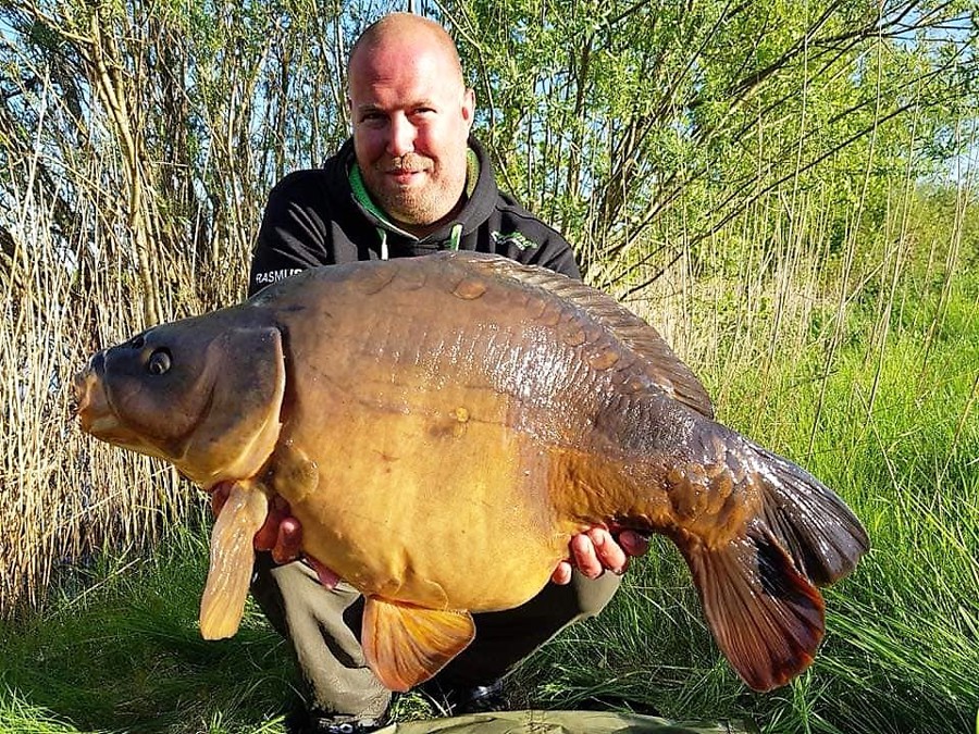 Rasmus karpe navn Greedy 13,45kg. 2018.jpg